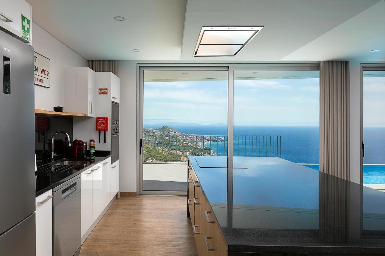 Peak A Boo Private Heated Pool And Private Parking Villa Câmara de Lobos Exterior photo