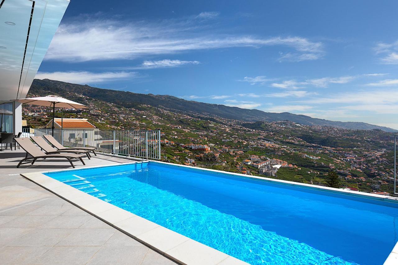 Peak A Boo Private Heated Pool And Private Parking Villa Câmara de Lobos Exterior photo