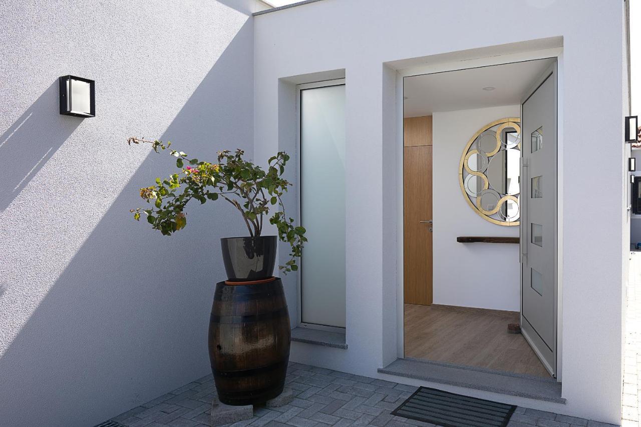 Peak A Boo Private Heated Pool And Private Parking Villa Câmara de Lobos Exterior photo