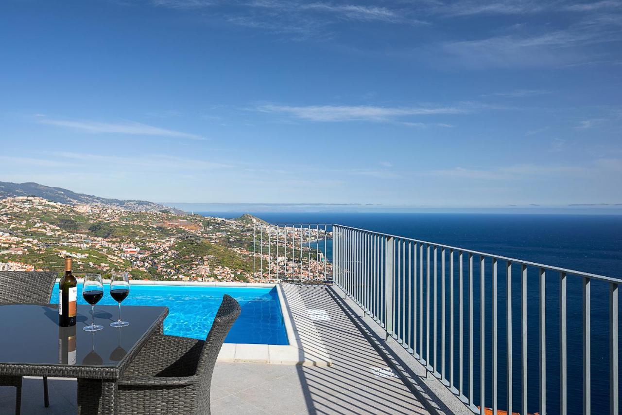 Peak A Boo Private Heated Pool And Private Parking Villa Câmara de Lobos Exterior photo